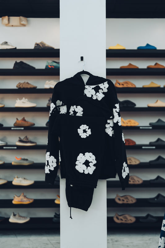 DENIM TEARS - THE COTTON WREATH BLACK