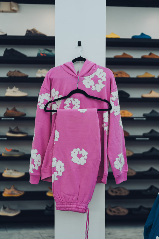 DENIM TEARS - THE COTTON WREATH PINK