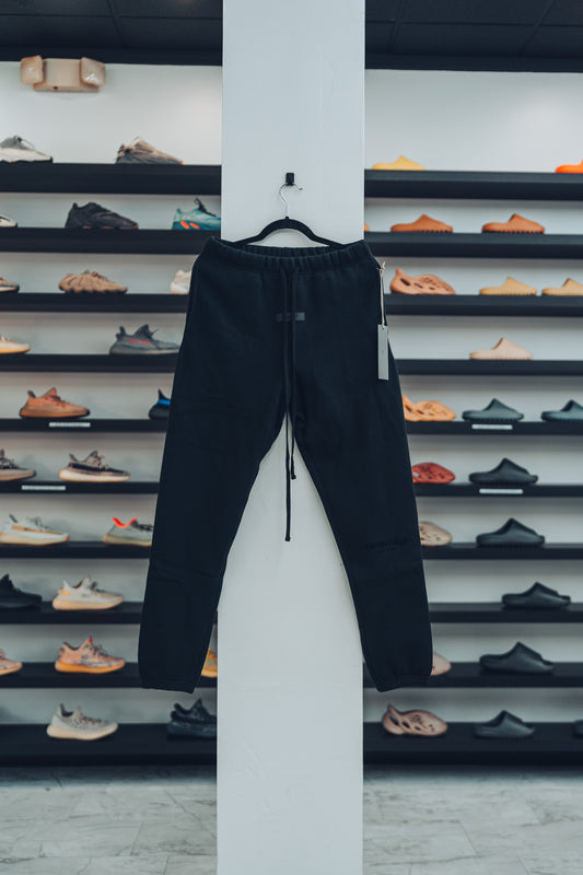 ESSENTIALS - STRECHED LIMO SWEATPANTS