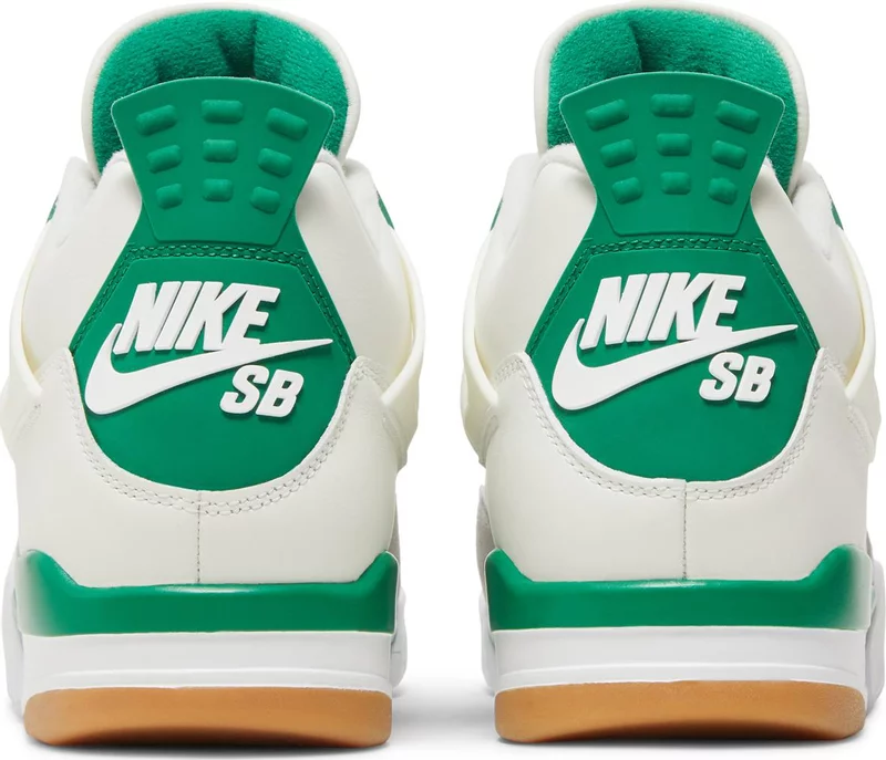Air Jordan 4 Retro SB 'Pine Green'
