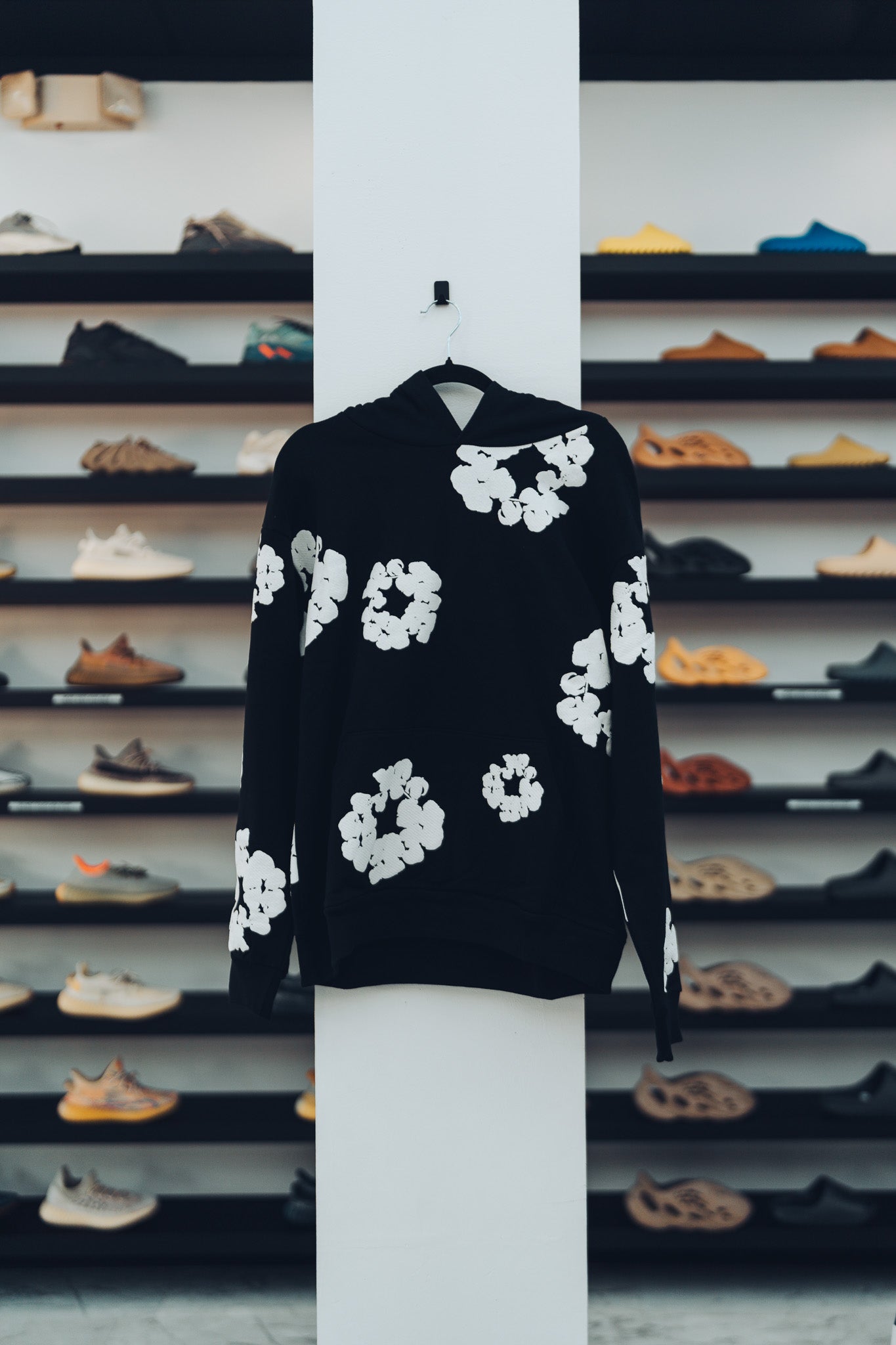 DENIM TEARS - THE COTTON WREATH BLACK