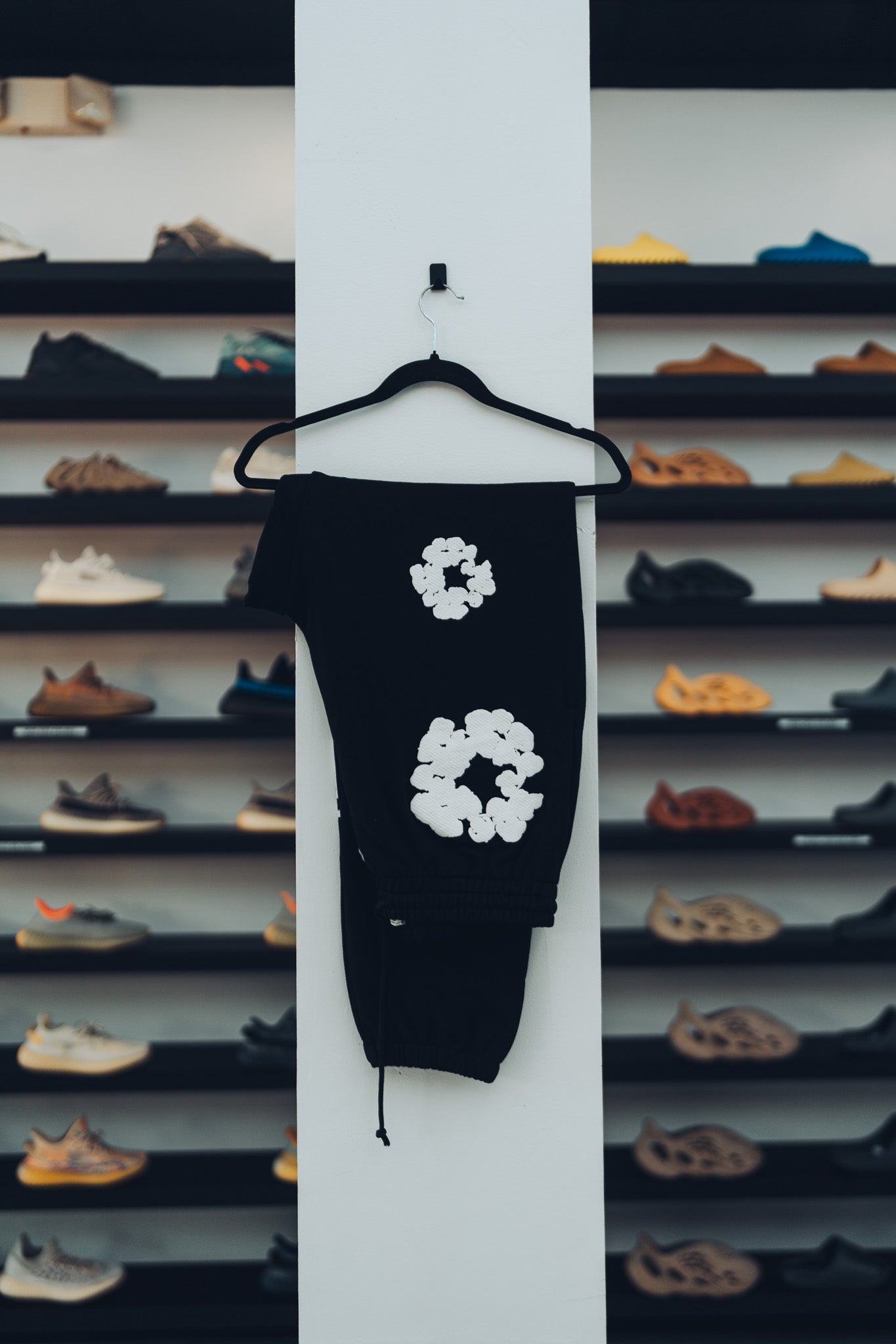 DENIM TEARS - THE COTTON WREATH BLACK