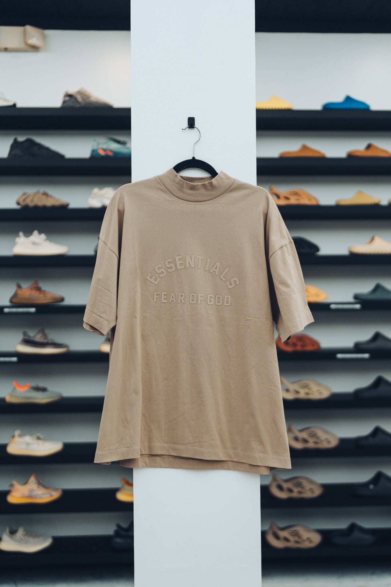 ESSENTIALS - HARVEST TEE