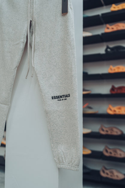 ESSENTIALS - LIGHT OATMEAL SWEATPANTS