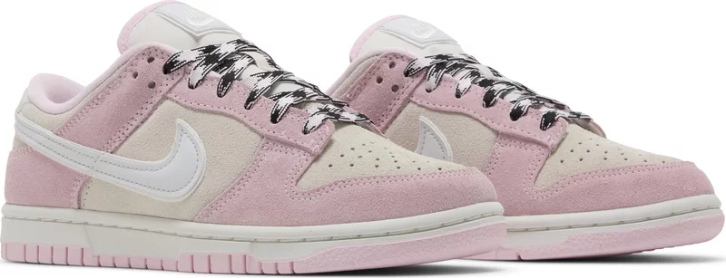 (WMNS) Nike Dunk Low LX 'Pink Foam' 