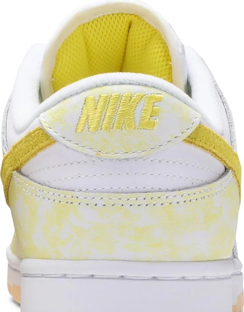 Wmns Dunk Low OG 'Yellow Strike'