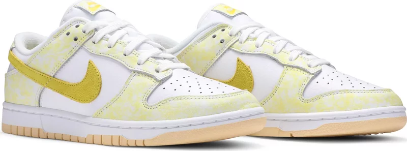 Wmns Dunk Low OG 'Yellow Strike'