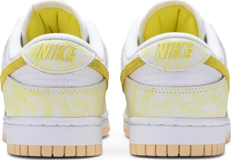 Wmns Dunk Low OG 'Yellow Strike'