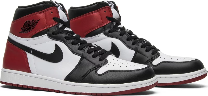 Air Jordan 1 Retro High OG 'Black Toe' 2016