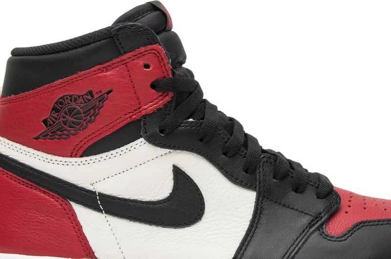 Air Jordan 1 Retro High OG 'Bred Toe'