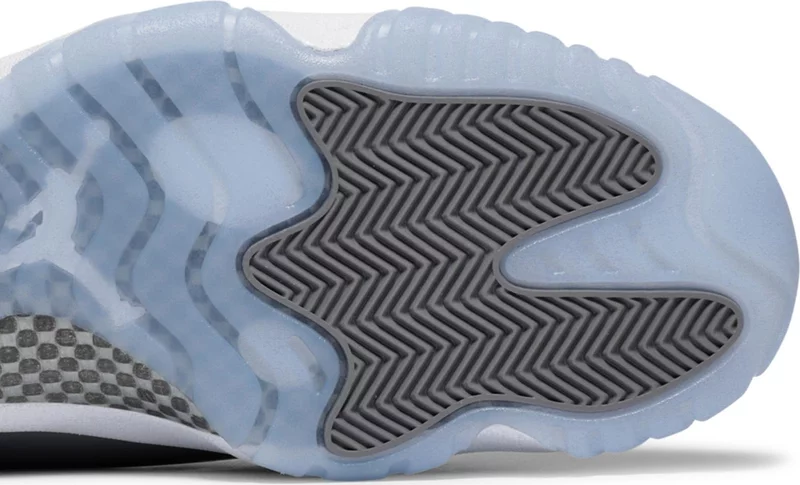 Air Jordan 11 Retro 'Cool Grey' 2021