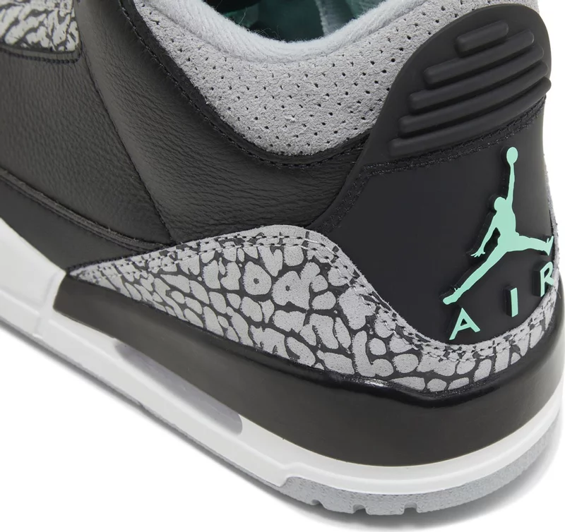 Air Jordan 3 Retro 'Green Glow'