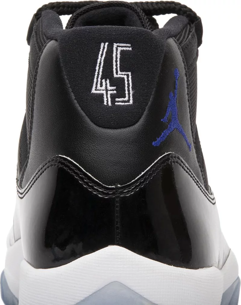 Air Jordan 11 Retro 'Space Jam' 2016