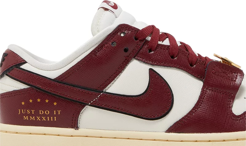 Wmns Dunk Low SE 'Sisterhood - Team Red'