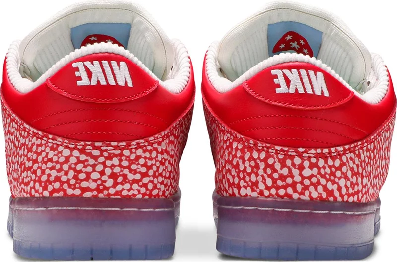 Nike SB Dunk Low Stingwater 'Magic Mushroom' 