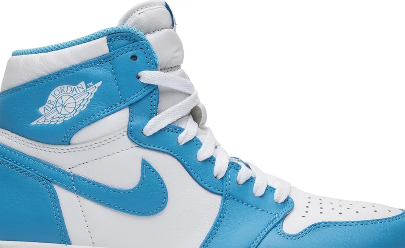 Air Jordan 1 Retro High OG 'UNC'